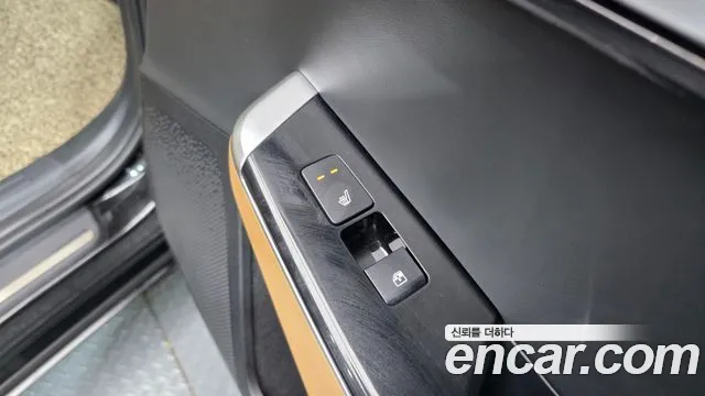 Kia EV6 2023 — фото 19