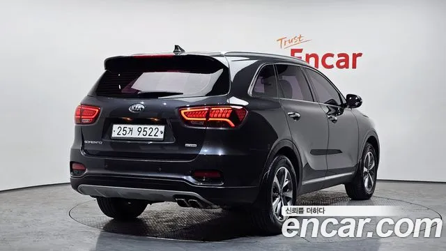 Kia Sorento 2018 — фото 2