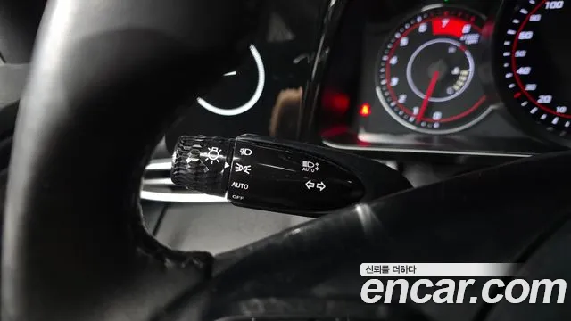 Hyundai AVANTE 2021 — фото 15