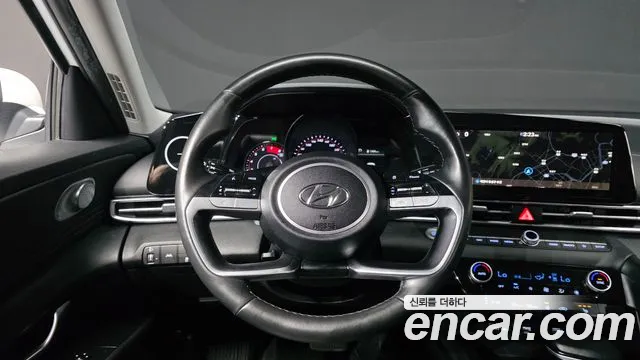 Hyundai AVANTE 2021 — фото 17
