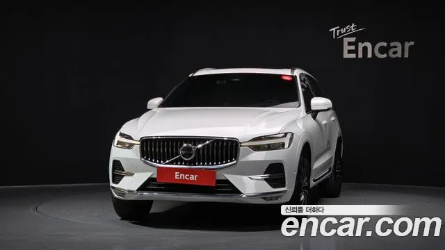 Volvo XC60 2022 — фото 3