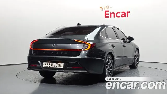Hyundai Sonata 2020 — фото 2