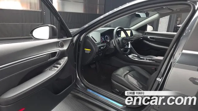 Hyundai Sonata 2020 — фото 10
