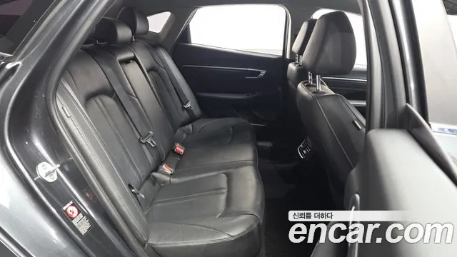 Hyundai Sonata 2020 — фото 12