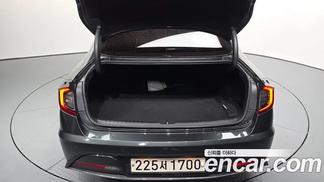 Hyundai Sonata 2020 — фото 20