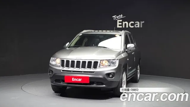 Jeep Compass 2013 — фото 3