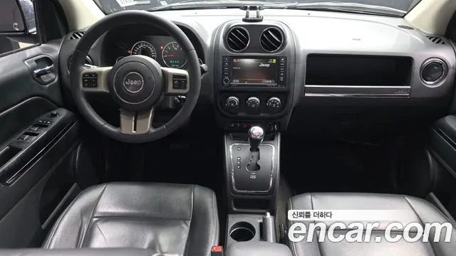 Jeep Compass 2013 — фото 7