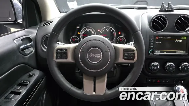 Jeep Compass 2013 — фото 13