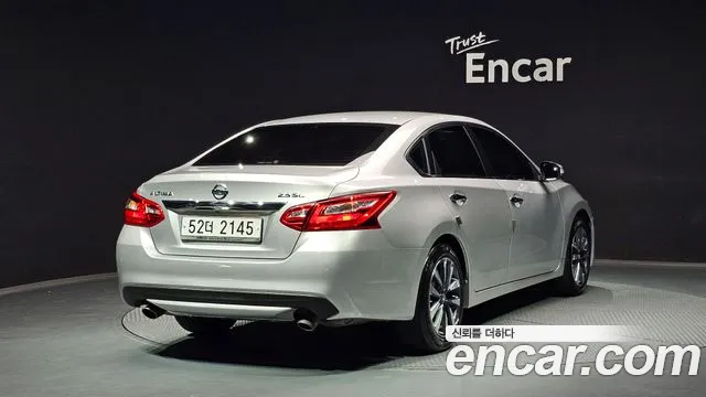 Nissan Altima 2017 — фото 2