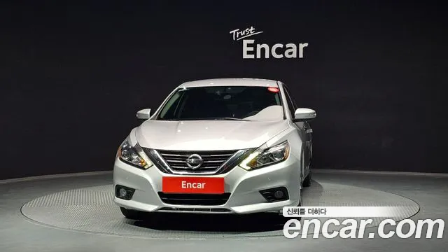 Nissan Altima 2017 — фото 3