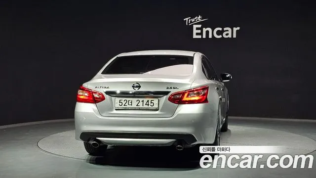 Nissan Altima 2017 — фото 4