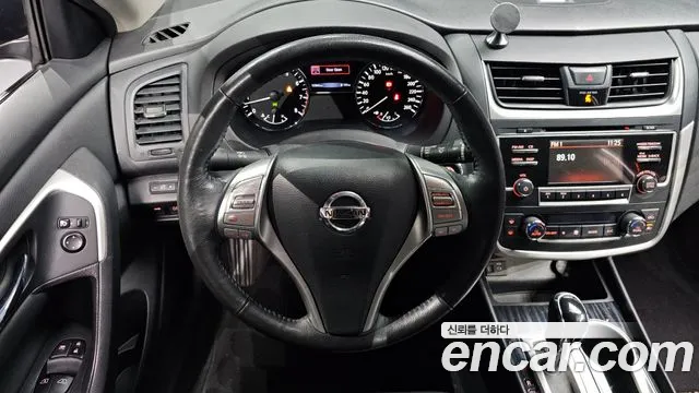 Nissan Altima 2017 — фото 13