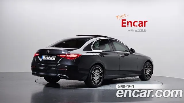 Mercedes-Benz C-Class 2022 — фото 2