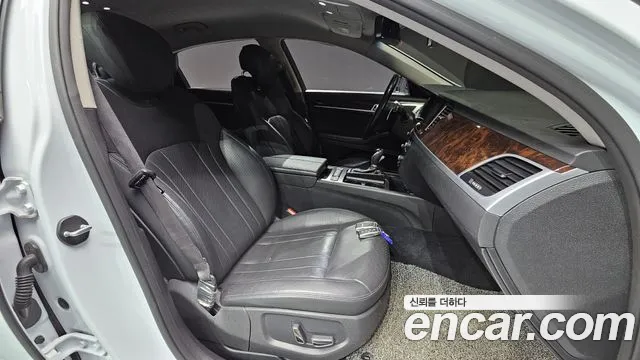 Hyundai Genesis 2015 — фото 10