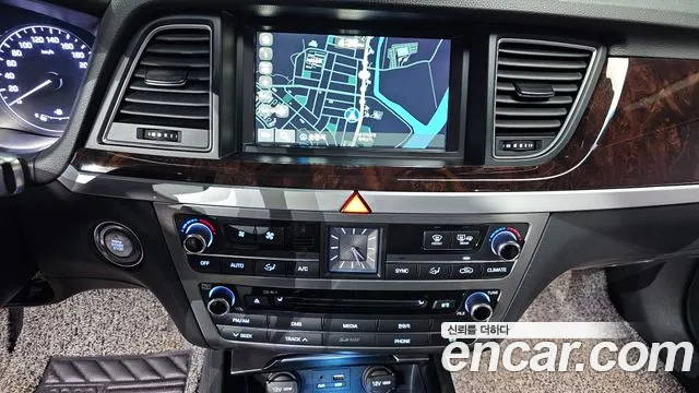 Hyundai Genesis 2015 — фото 14