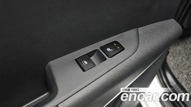 Kia Niro 2023 — фото 18