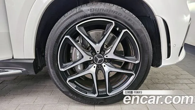Mercedes-Benz GLE-Class 2022 — фото 5
