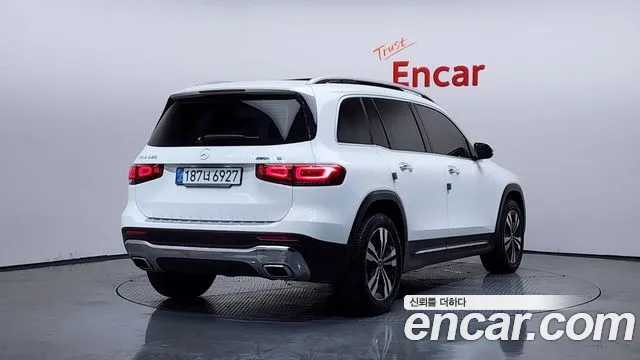 Mercedes-Benz GLB-Class 2021 — фото 2