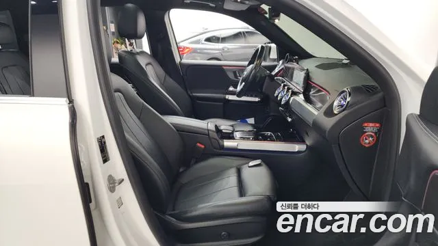 Mercedes-Benz GLB-Class 2021 — фото 11