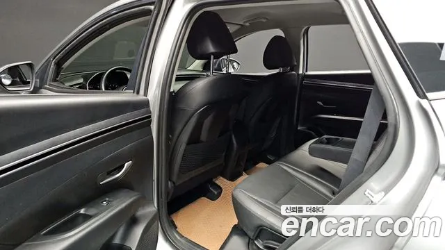 Hyundai Tucson 2023 — фото 11