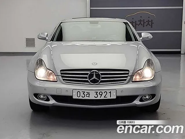 Mercedes-Benz CLS-Class 2005 — фото 3