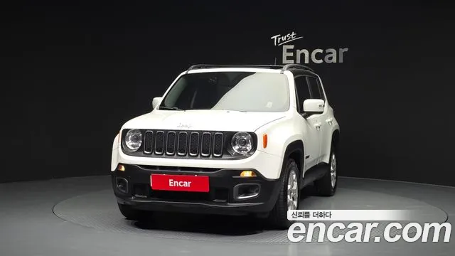 Jeep Renegade 2017 — фото 3