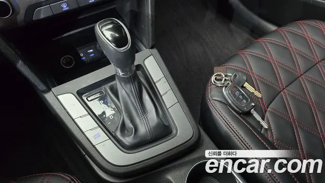 Hyundai AVANTE 2018 — фото 9
