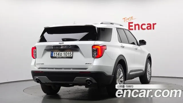 Ford Explorer 2021 — фото 2