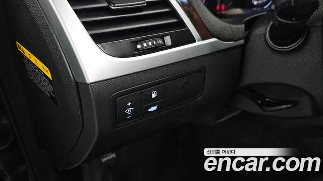 Hyundai Genesis 2015 — фото 16