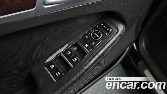 Hyundai Genesis 2015 — фото 18