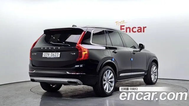 Volvo XC90 2017 — фото 2
