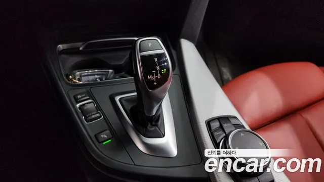 BMW 3-Series 2016 — фото 9