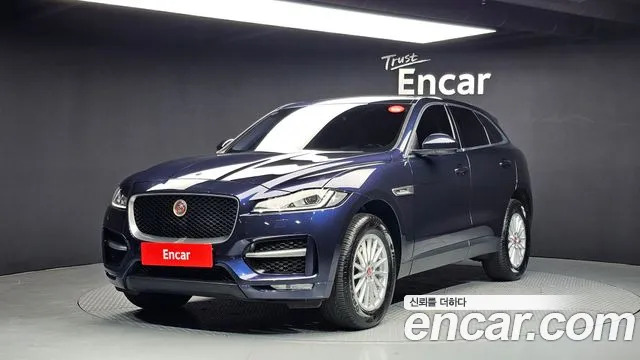Jaguar F-PACE 2017 — фото 1