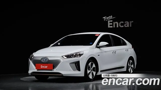 Hyundai Ioniq 2018 — фото 1