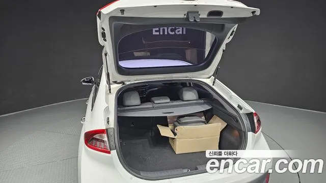 Hyundai Ioniq 2018 — фото 20