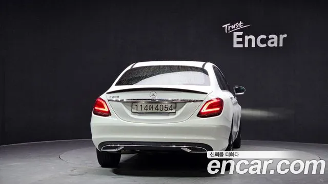 Mercedes-Benz C-Class 2019 — фото 4