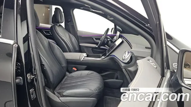 Mercedes-Benz EQS 2023 — фото 11