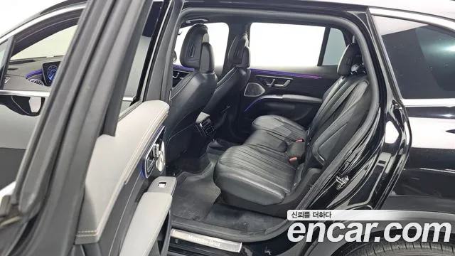 Mercedes-Benz EQS 2023 — фото 13