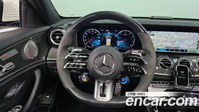 Mercedes-Benz E-Class 2022 — фото 13