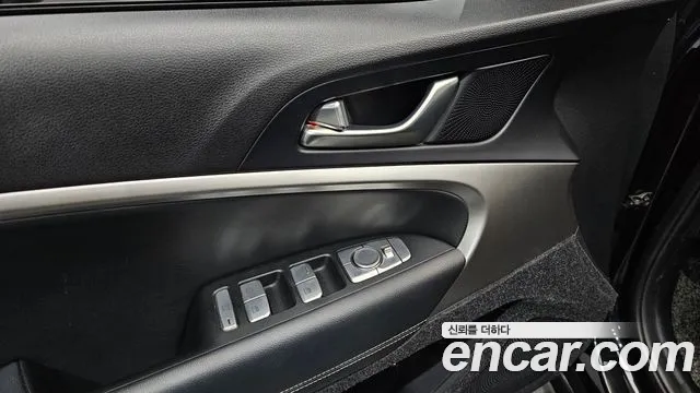 Genesis G70 2018 — фото 16