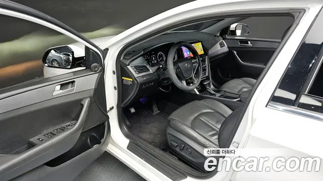 Hyundai Sonata 2015 — фото 11
