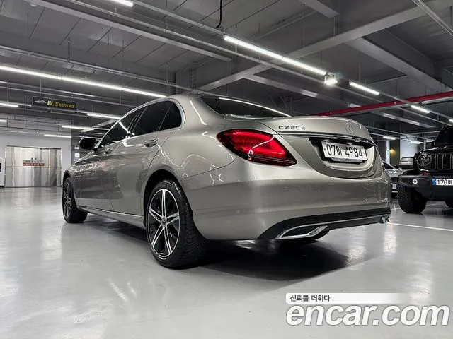 Mercedes-Benz C-Class 2019 — фото 6
