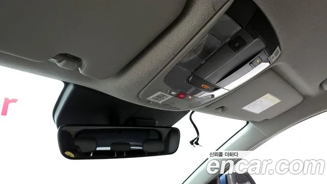 Kia Niro 2024 — фото 17