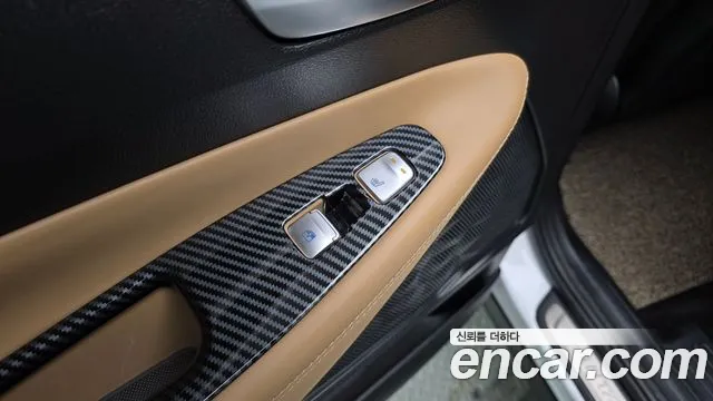 Hyundai Santafe 2022 — фото 18