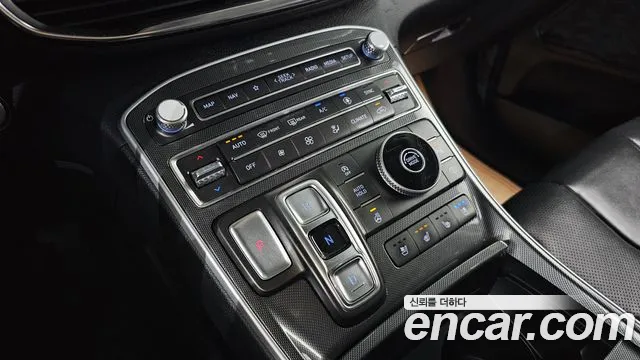Hyundai Santafe 2021 — фото 9