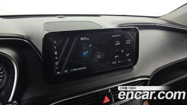 Hyundai Santafe 2021 — фото 17