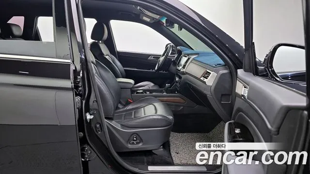 KG_Mobility_Ssangyong Rexton 2018 — фото 10