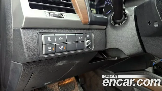 KG_Mobility_Ssangyong Rexton 2018 — фото 15