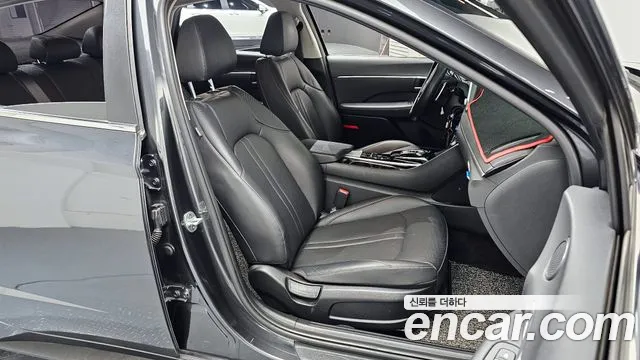Hyundai Sonata 2020 — фото 12