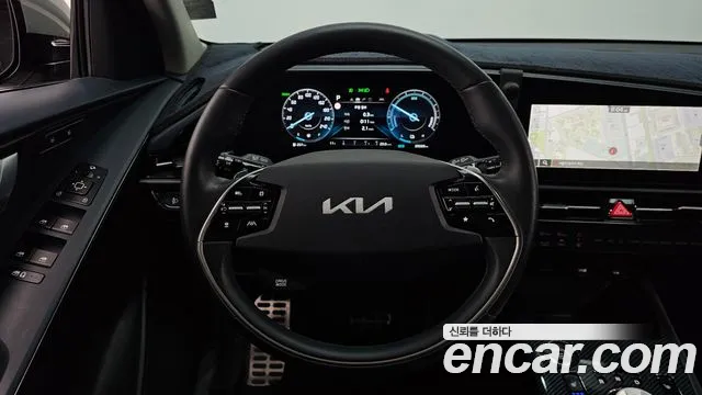 Kia Niro 2022 — фото 13